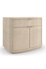 Kremowa szafka nocna Shagreen | Caracole Simply Perfect | Caracole.eu.com