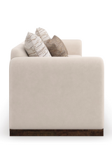 Kremowa aksamitna sofa | Caracole Dimitri | Caracole.eu.com