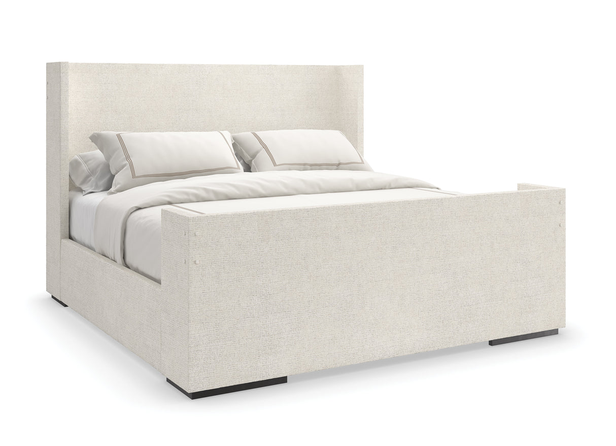 Tapicerowane łóżko typu king-size i queen-size | Caracole Shelter Me