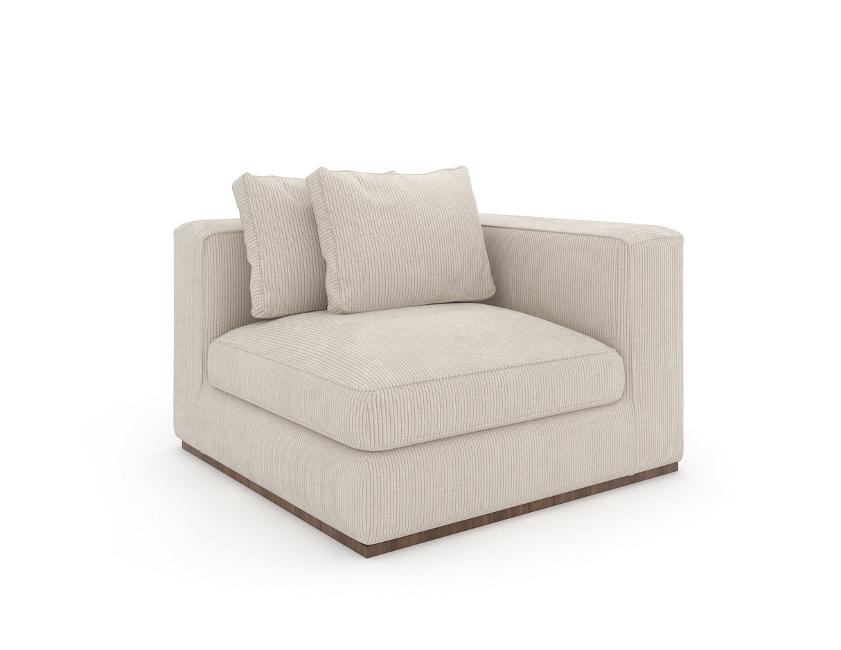Kremowa narożna sofa klinowa | Caracole Bello